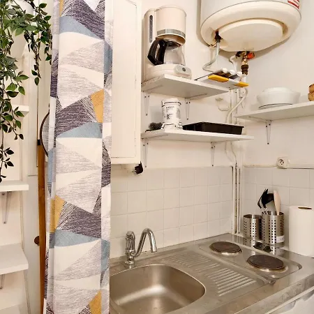 Well-located Near Montparnasse Withelevator * Paris